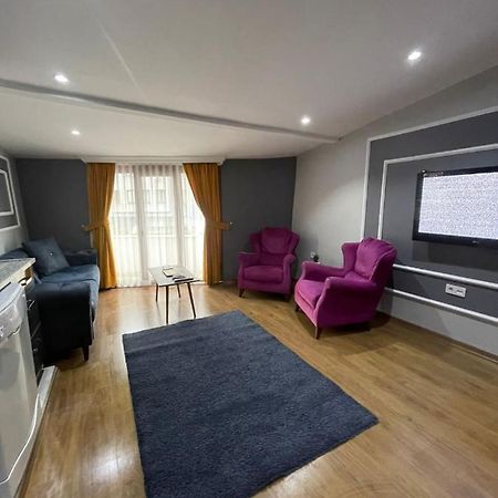 Smf Suites 1+1 4 Istanbul Luaran gambar